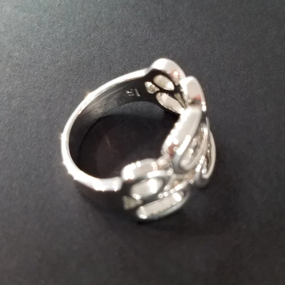 Lia Sophia 'Structure' Silver tone Ring - Picture 6 of 7